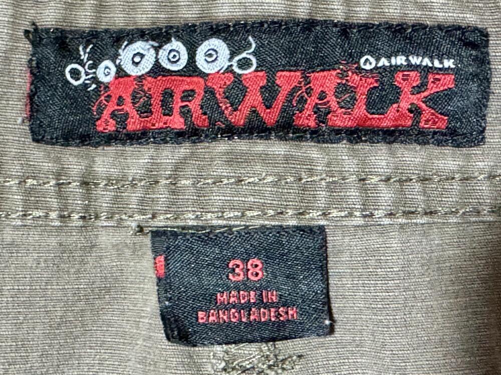 Airwalk Cargo Shorts Mens 38 Gray Outdoor Casual Utility Pockets 100% Cotton - Picture 4 of 10
